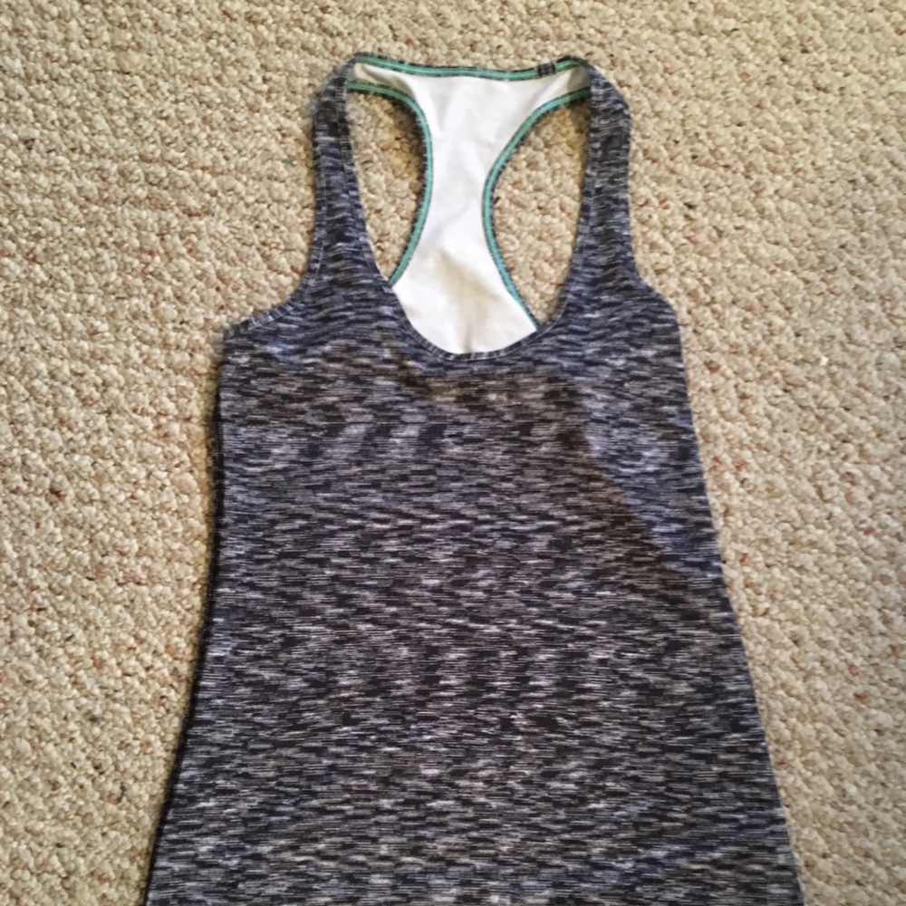 Brand new Size 6 lululemon Cool Racerback